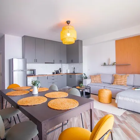 Modern Seaview Sarandë