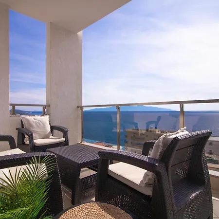 アパート Modern Seaview Sarandë