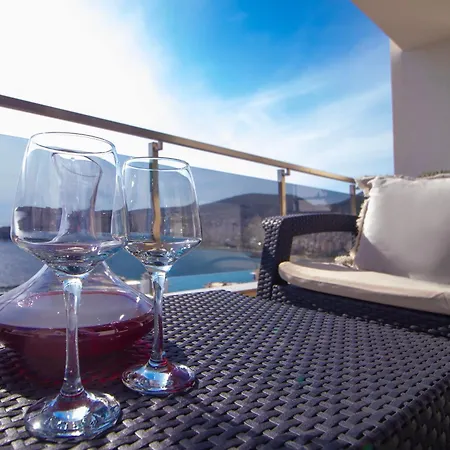 Apartment Modern Seaview Sarande